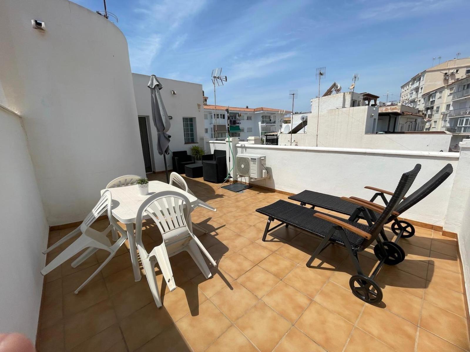 Apartamento Centro De Nerja Apartment Luaran gambar